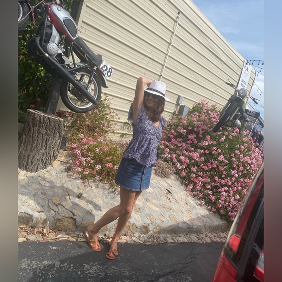 Levi Jean Skirt - Picture 4 of 4